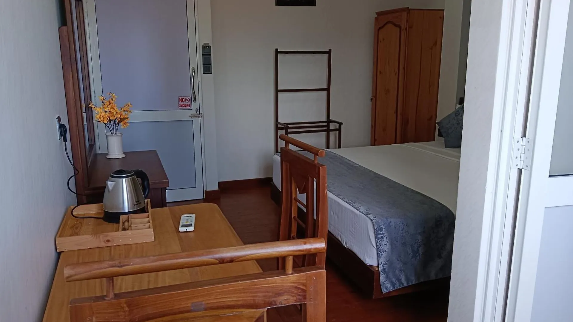 La Cozy Hotel & Restaurant Negombo Daluwekotuwa