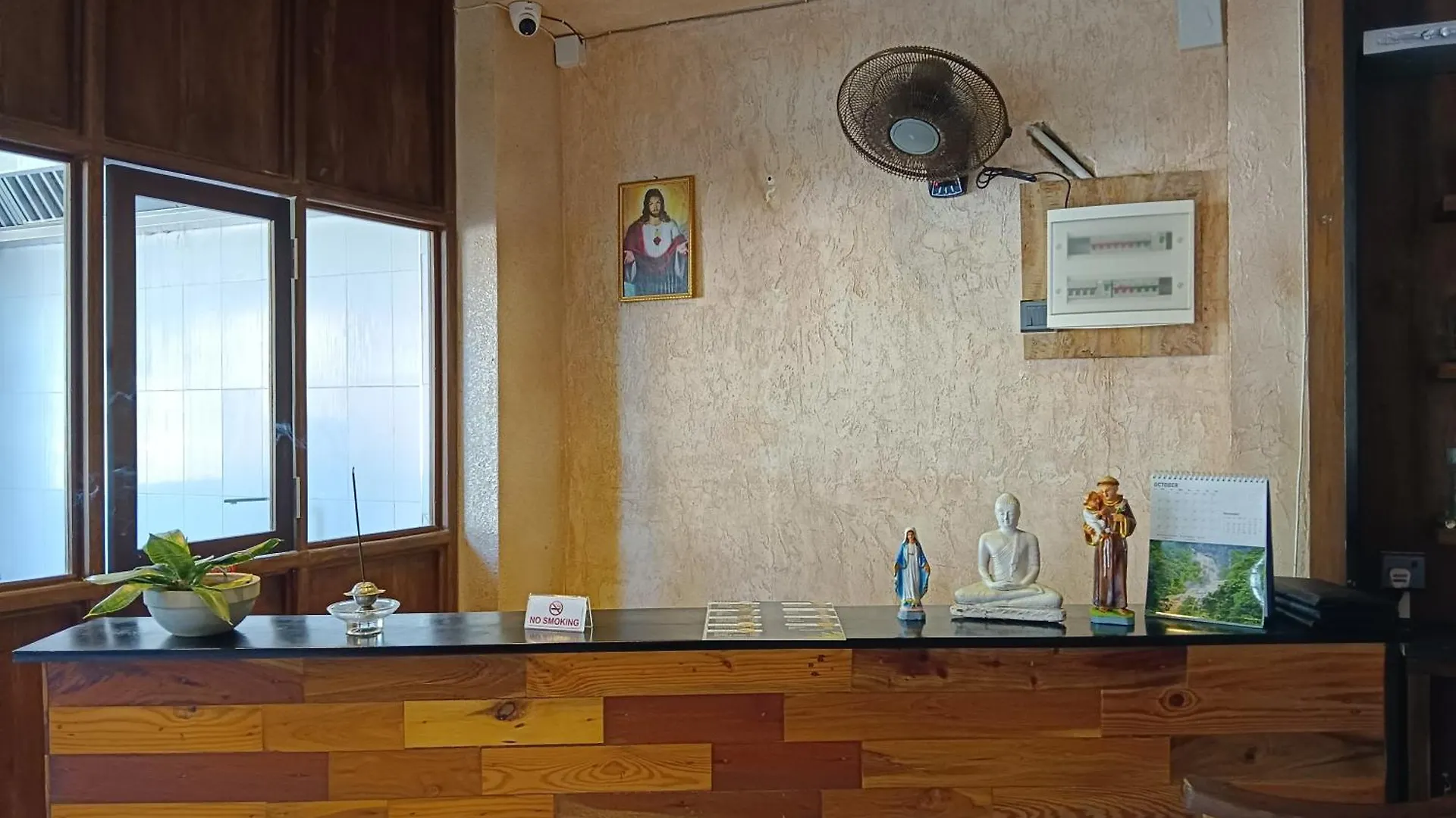 La Cozy Hotel & Restaurant Negombo Daluwekotuwa