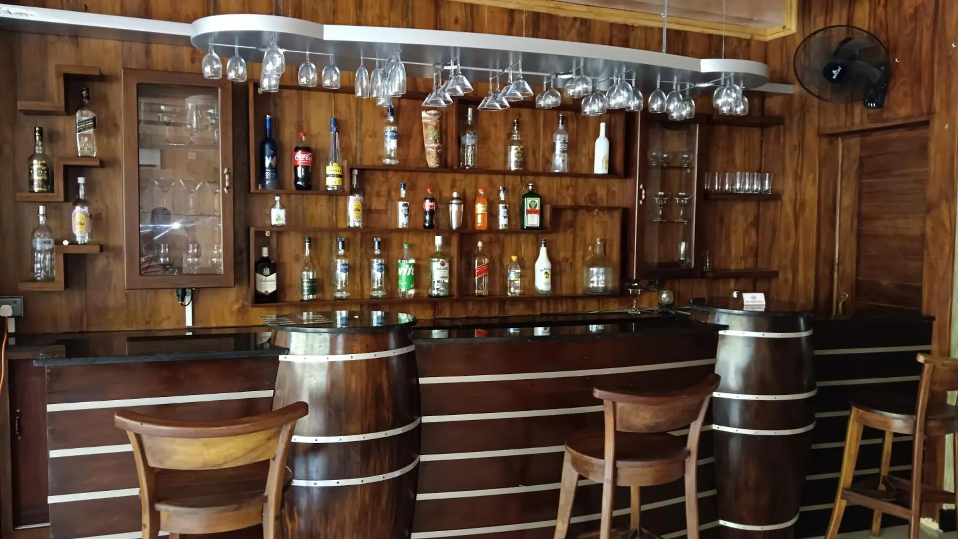 La Cozy Hotel & Restaurant Negombo Daluwekotuwa
